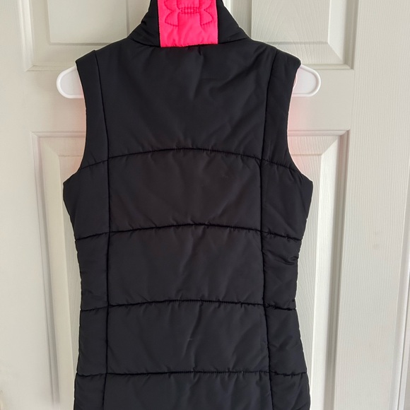Under Armour puffer vest - Picture 3 of 6